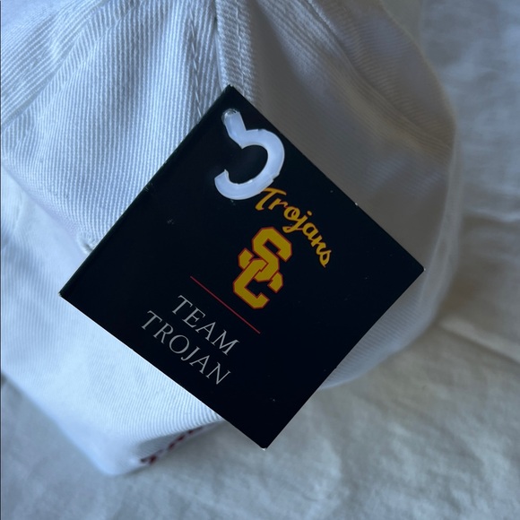 USC Trojans White with Red and Yellow Embroidery Ball Cap NWT - Picture 2 of 8